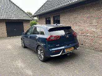 Kia Niro 1.6 GDI HYBRID EXECUTIVE LINE picture 5