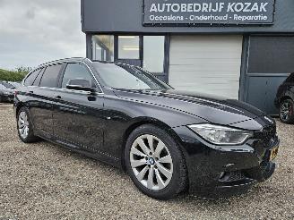 skadebil auto BMW 3-serie 328i High Executive 2013/10