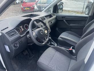 Volkswagen Caddy 2.0 TDI L2 MAXI Highline DSG NAVI PDC picture 11