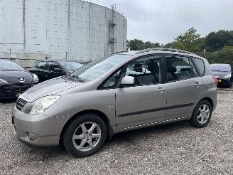 Toyota Corolla-verso 1.6 VVT-i Linea Terra AIRCO picture 2