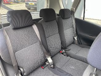 Toyota Corolla-verso 1.6 VVT-i Linea Terra AIRCO picture 7