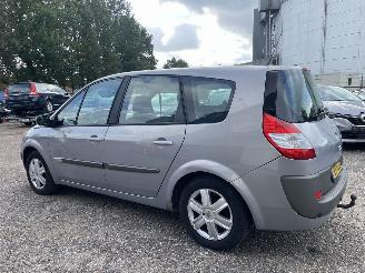 Renault Grand-scenic 2.0-16V Tech Line AIRCO AUTOMAAT 7-person picture 3