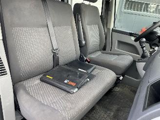 Volkswagen Transporter 2.0 TDI LANG AIRCO 6-person picture 10