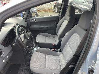 Mitsubishi Colt 1.3 Inform Intro Pack AIRCO NIEUWE APK picture 7