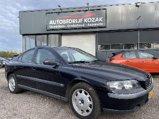 okazja samochody osobowe Volvo S-60 2.4 Edition AIRCO NIEUWE APK 2002/5