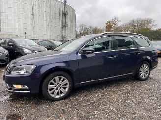 Volkswagen Passat Variant 1.6 TDI Comfort Executive AIRCO NAVI CRUISE picture 2