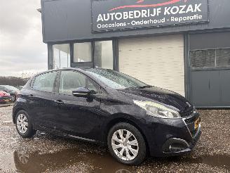 skadebil auto Peugeot 208 1.0 Pure Tech Access AIRCO PDC CRUISE 2016/3