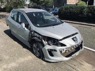 Uttjänta bilar auto Peugeot 308 1.6 Vti active 2011/4