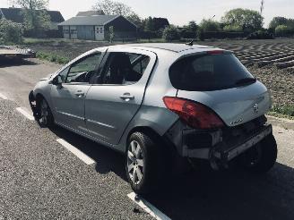Peugeot 308 1.6 Vti active picture 3