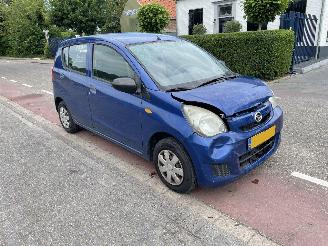 Uttjänta bilar auto Daihatsu Cuore 1.0-12V DVVT 2008/3