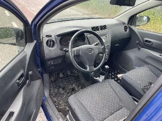 Daihatsu Cuore 1.0-12V DVVT picture 5