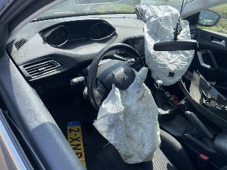 Peugeot 308 1.6 BlueHDi 120 Combi picture 5