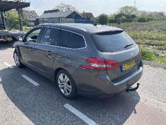 Peugeot 308 1.6 BlueHDi 120 Combi picture 4