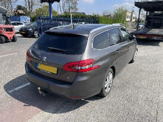 Peugeot 308 1.6 BlueHDi 120 Combi picture 3