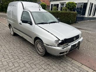 Vrakbiler auto Volkswagen Caddy 1.9 SDi 2002/10