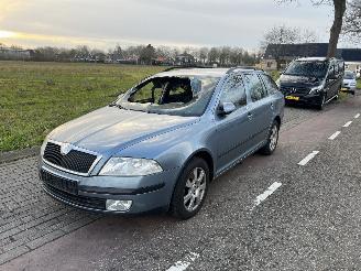Skoda Octavia 1.6 Mpi picture 2