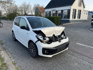 Auto da rottamare Volkswagen Up! 1.0-12V High-Up R-line 2018/11
