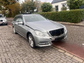skadebil auto Mercedes E-klasse 250 CDi Business Class Avantgarde 2010/4