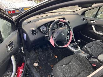 Peugeot 308 1.6-16V THP 150 picture 5