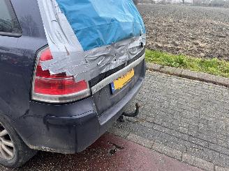 Opel Zafira 1.6-16V picture 8