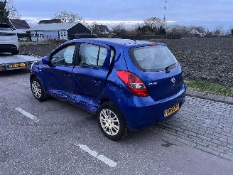 Hyundai I-20 1.2-16V Dynamic Version picture 4