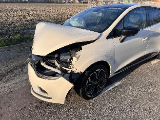 Renault Clio 1.2 TCe Intens AUTOMAAT picture 11