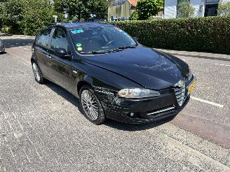 rozbiórka samochody osobowe Alfa Romeo 147 1.6+16V Twinspark 2009/1