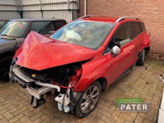 Auto da rottamare Renault Clio Clio IV Estate/Grandtour (7R), Combi 5-drs, 2012 / 2021 0.9 Energy TCE 90 12V 2017/1