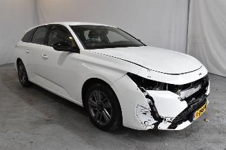 skadebil auto Peugeot 308 1.2 PT Act. Pack Bns 2023/1