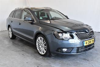Unfallwagen Skoda Superb 1.6 TDI Champs Elys. 2015/3