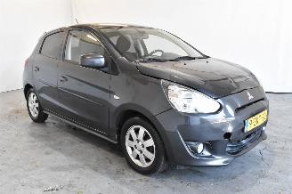 Coche accidentado Mitsubishi Space-star 1.0 Bright 2015/2