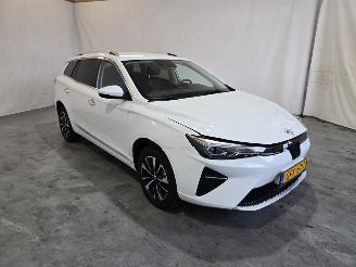 skadebil auto MG 5 Long R. Comf. 61 kWh 2024/7