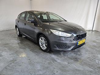 Coche accidentado Ford Focus 1.0 1.0 Trend Edition 2015/7