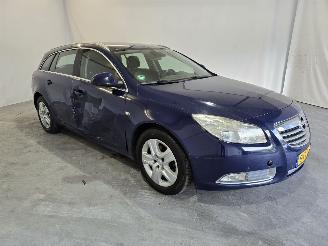 uszkodzony samochody osobowe Opel Insignia 1.4 T EcoF. Bns Ed SPORTS TOURER SW 2011/11