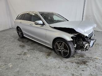 krockskadad bil auto Mercedes C-klasse 220 CDI Premium Plus 2018/8