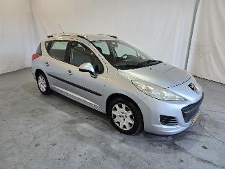 skadebil auto Peugeot 207 1.4 VTi X-line 2011/3