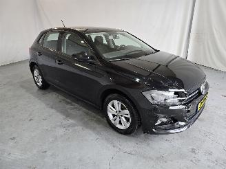 Schadeauto Volkswagen Polo 1.0 TSI Beats 2018/6