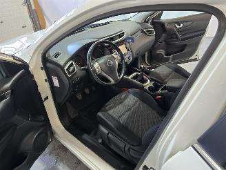 Nissan Qashqai 1.2 Connect Edition picture 17