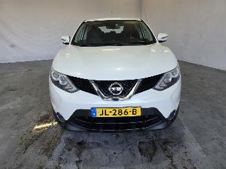 Nissan Qashqai 1.2 Connect Edition picture 2