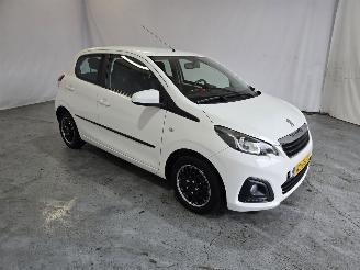 Vaurioauto  passenger cars Peugeot 108 1.0 e-VTi Blue Lion 2017/2
