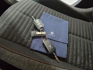 Peugeot 208 1.2 PureTech Active picture 33