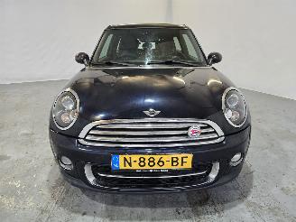 Mini Clubman Clubman 1.6 Cooper D Hampton D CLUBMAN picture 2