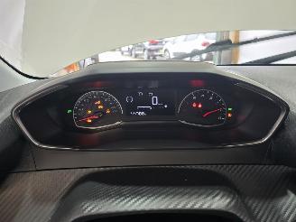 Peugeot 208 1.2 PureTech Active picture 20