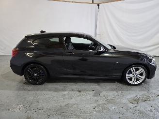 BMW 1-serie 118i Edition M Sport Shadow High Executive picture 8