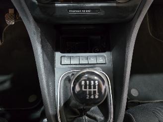 Volkswagen Golf 1.2 TSI Highline BlueMotion picture 31