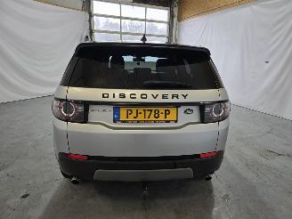 Land Rover Discovery Sport 2.0 TD4 HSE picture 6
