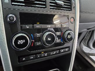 Land Rover Discovery Sport 2.0 TD4 HSE picture 31