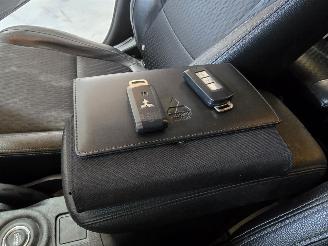 Mitsubishi Outlander 2.0 PHEV Intense + picture 39