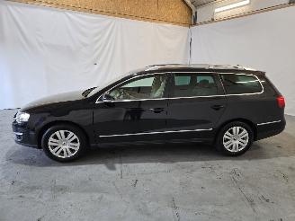 Volkswagen Passat 2.0 FSI Highline Business picture 4