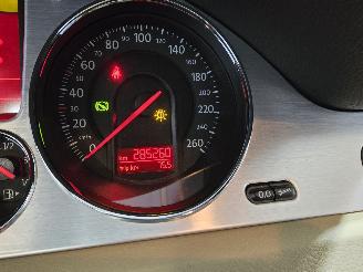 Volkswagen Passat 2.0 FSI Highline Business picture 20